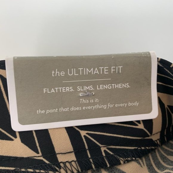 Chico's Wide Leg Pants Sz 0.5 USA Regular 6 Elevated Miter Print NO WRINKLE NWT - Picture 8 of 12